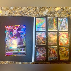 Pokémon Binder completely filled with rare and vintage Pokémon cards